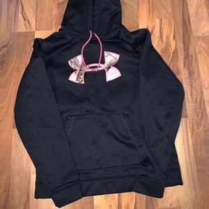 Women’s under armor hoodie size medium